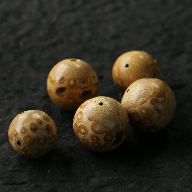 满钉老竹根纯手工精工打磨几十年竹根老料手串手持配珠竹子把件