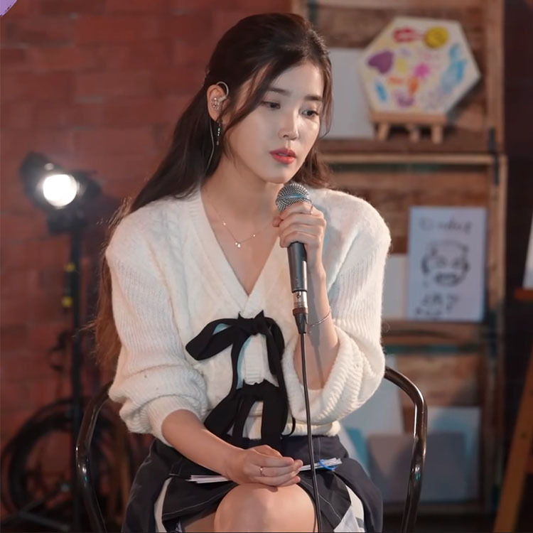 iu李知恩的palette同款上衣蝴蝶结针织外套春秋款开衫v领毛衣2021早秋