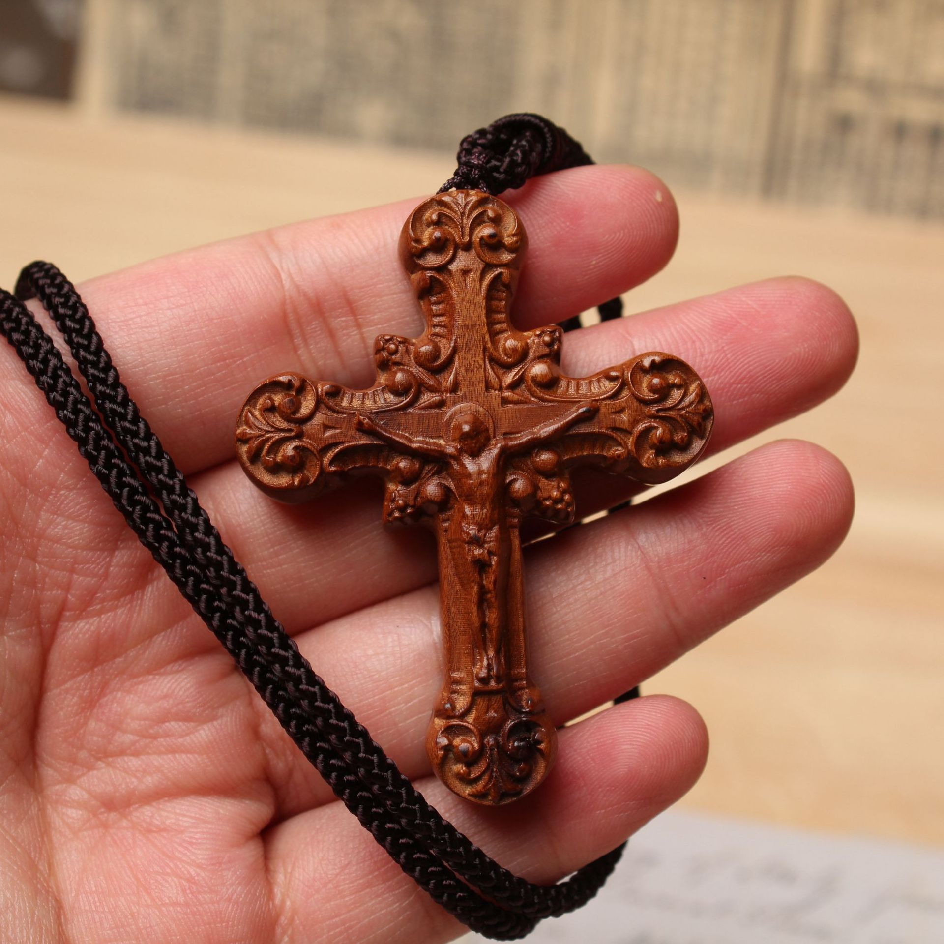 雷击枣木桃木实木十字架工艺品男女项链吊坠檀木饰品挂件钥匙扣精