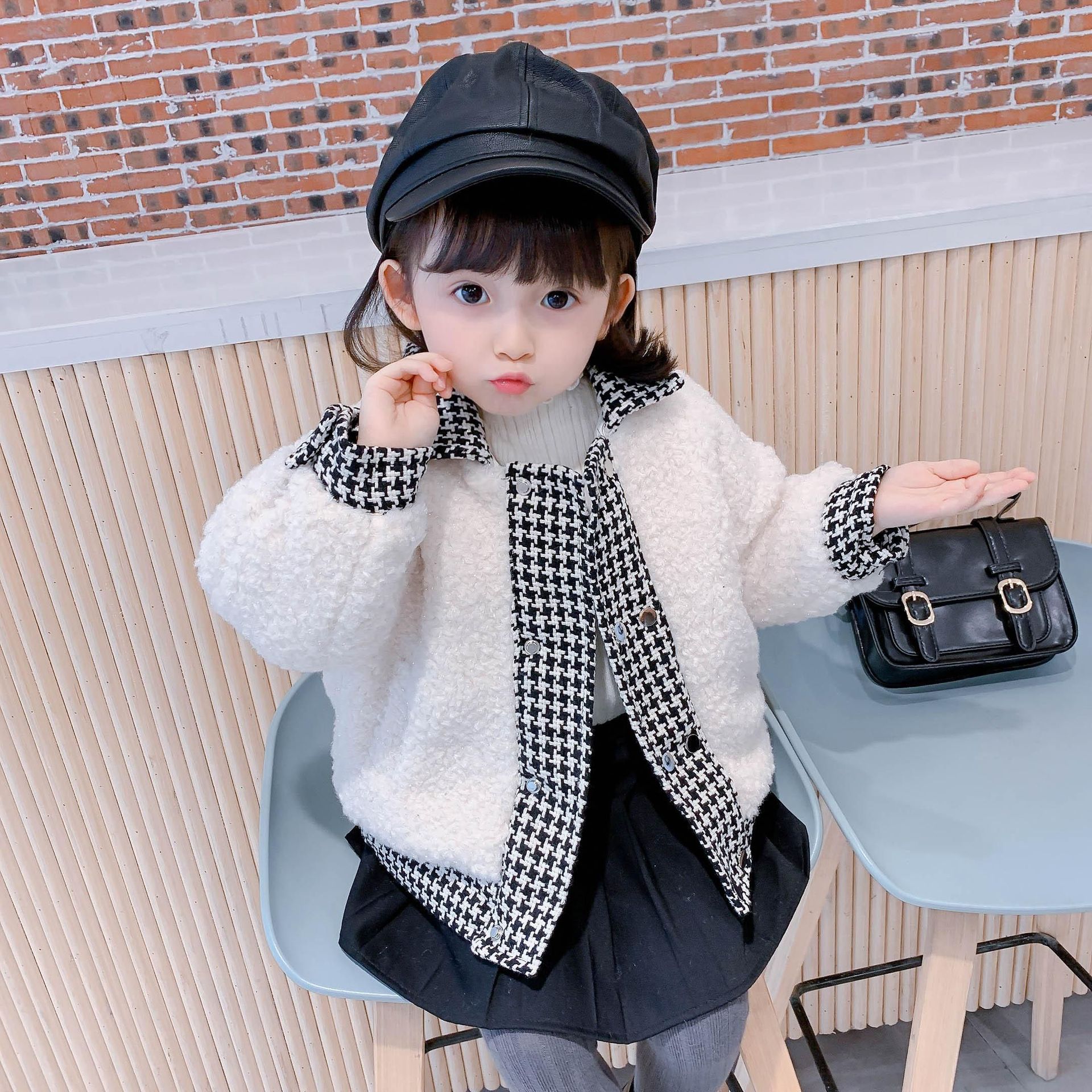 儿童韩版卡通外衣小童洋气宝宝夹克上衣女童秋冬装新款韩版女宝宝加绒