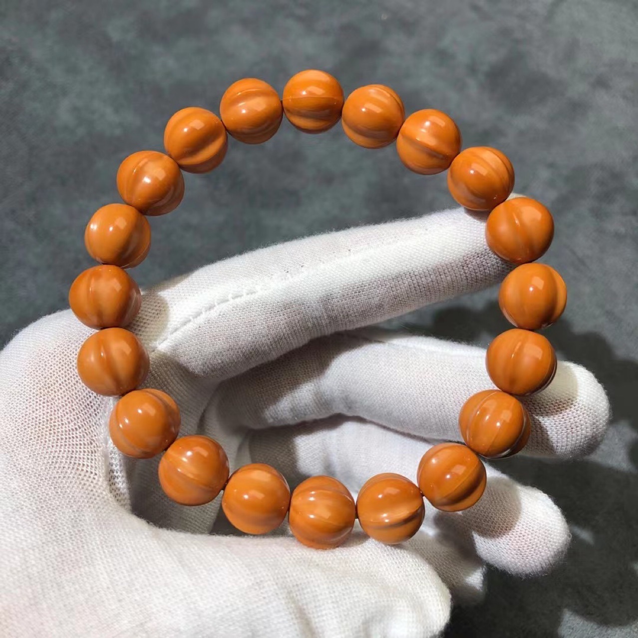 源头厂家 全品猴头鲨鱼鳍 猴头光珠手串核桃文玩佛珠 毕业串-阿里巴巴