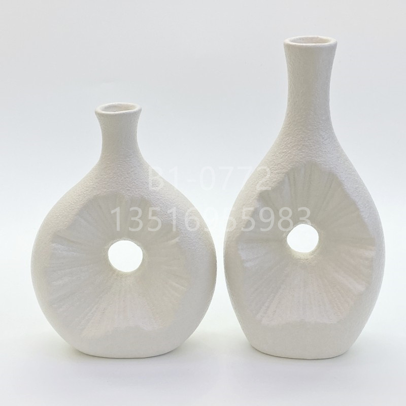 Simple Nordic Ceramic Vase Ins Style White Ceramic Flowerpot Modern Flower Arrangement B & B Office Desk Decoration