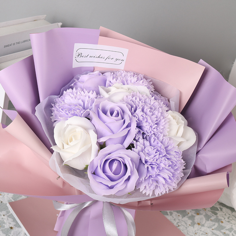 新款优雅母亲节花束紫色康乃馨香皂花送礼品袋教师节节日礼物