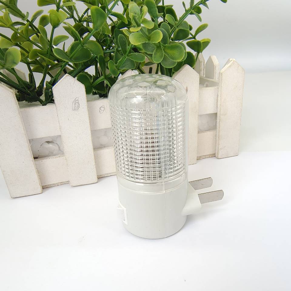 新款3瓦小夜灯插电led节能灯室内照明灯具小灯泡壁灯一元两元百货