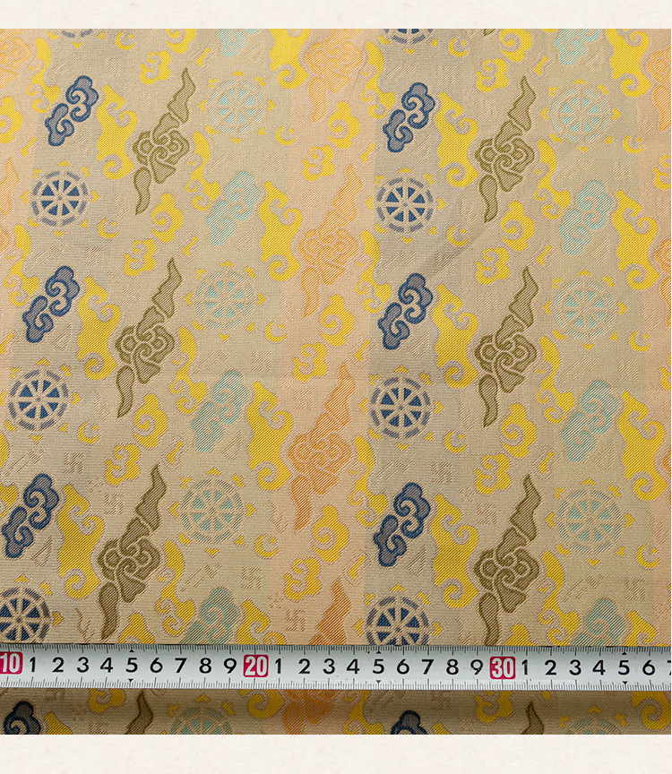 中国古代丝绸传统麒麟花纹宋锦旗袍汉服布料