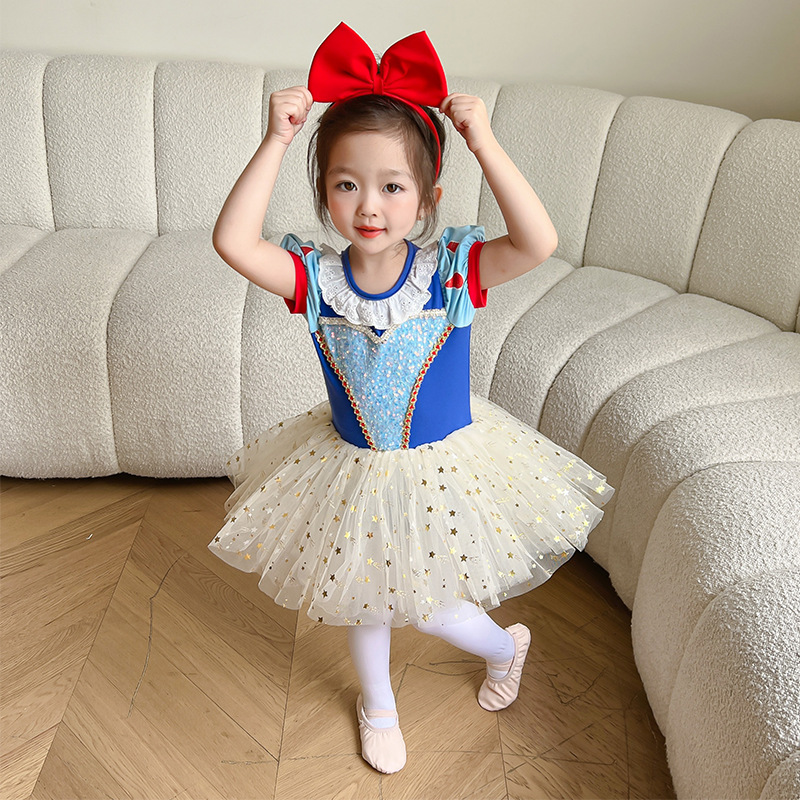 K2303#Белый снежный танца юбки-фон. Рисунок 03