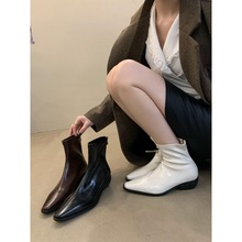 尖头欧美短靴女新款2024秋冬女靴子时装粗跟瘦瘦靴小众设计