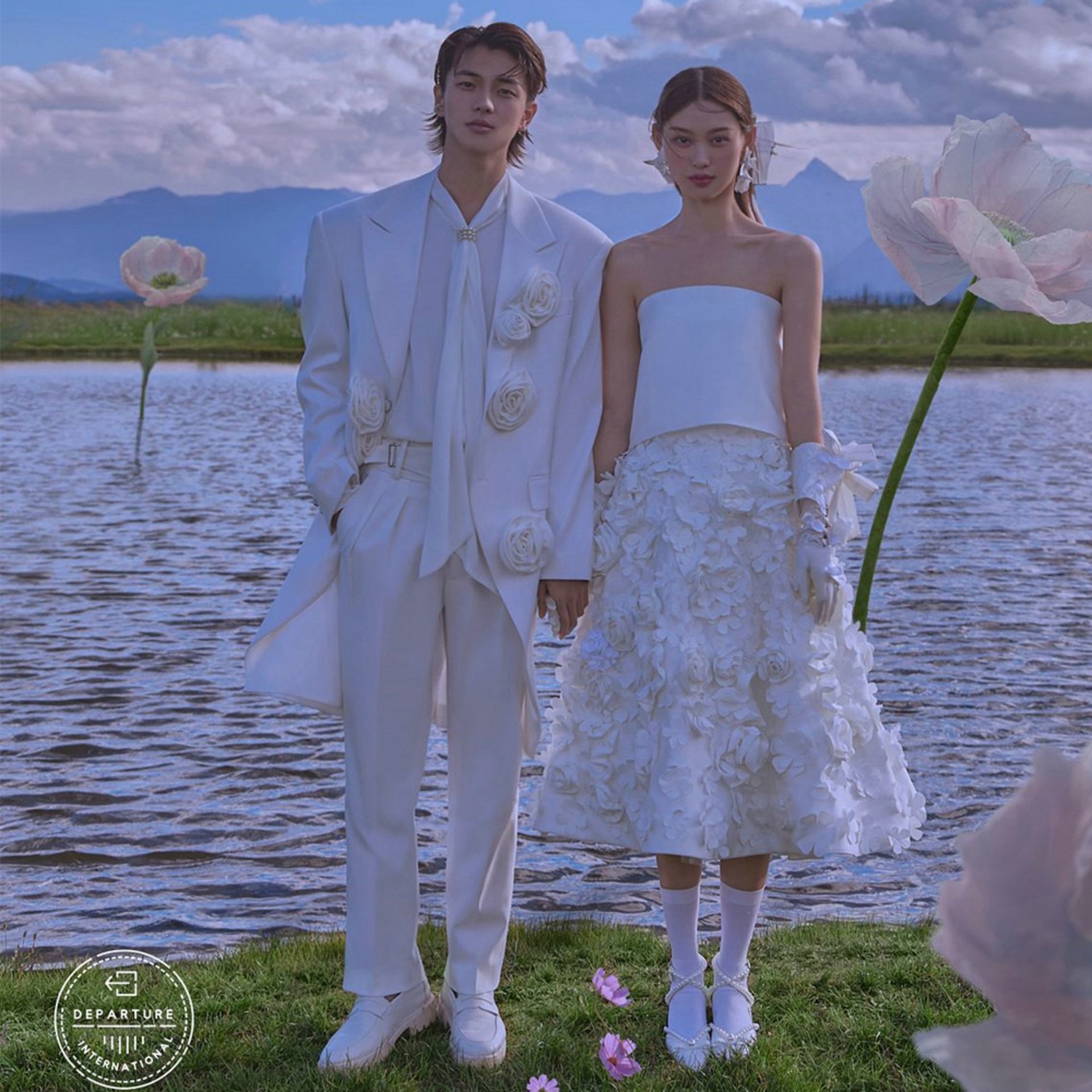 影楼拍照主题摄影服装情侣写真服装婚纱照白色时尚清新结婚艺术照