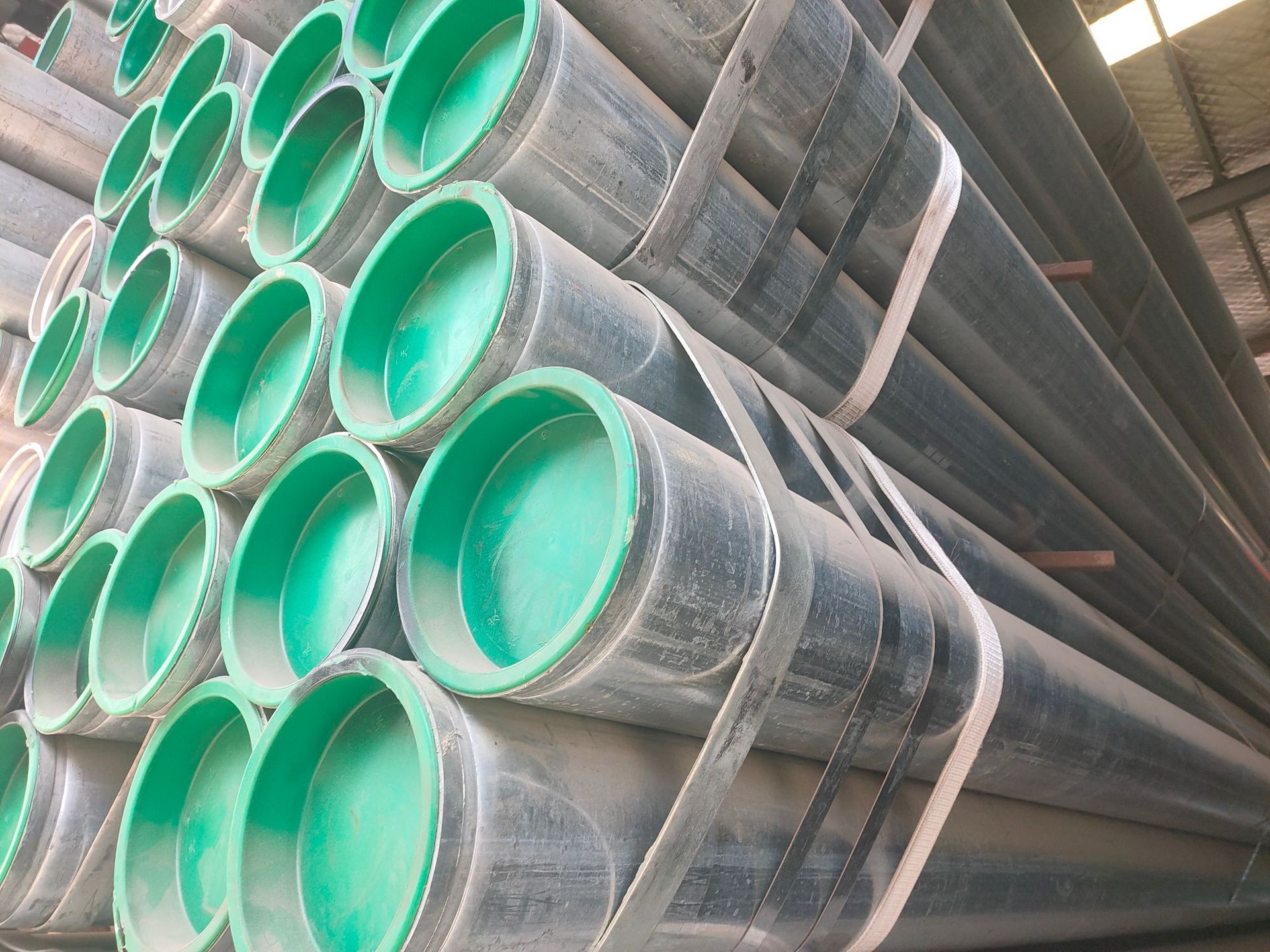 西安钢塑复合管 利达镀锌钢塑管 友发自来水工程钢塑管热浸塑钢管