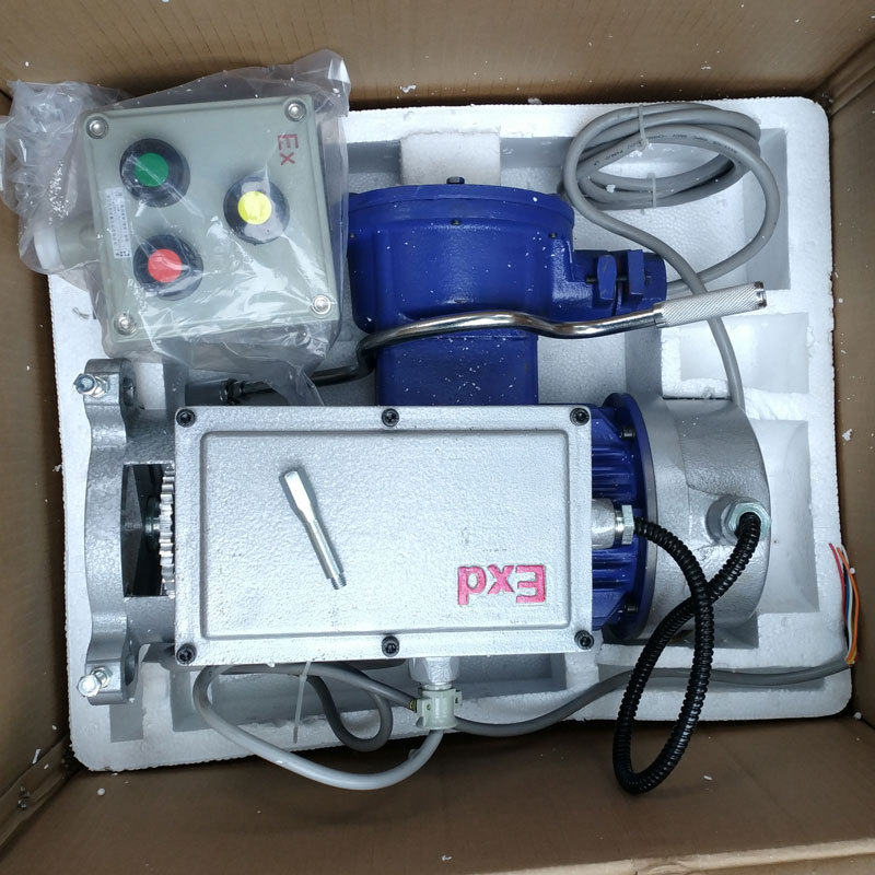 工业提升门翻板车库门王威电动卷帘门防爆电机链条式传动化工厂用