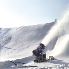 滑雪场造雪机大型雪炮景区新年庆典造景 人工降雪商用户外喷雪机