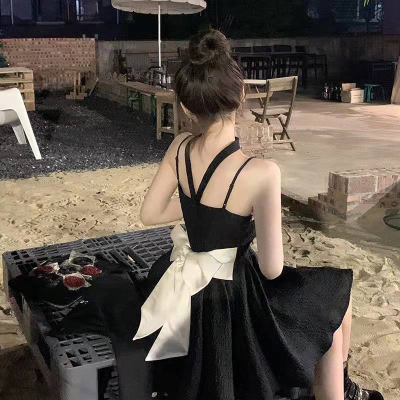 甜辣风后背蝴蝶结吊带裙套装女夏季纯欲花边领连衣裙设计感小西装