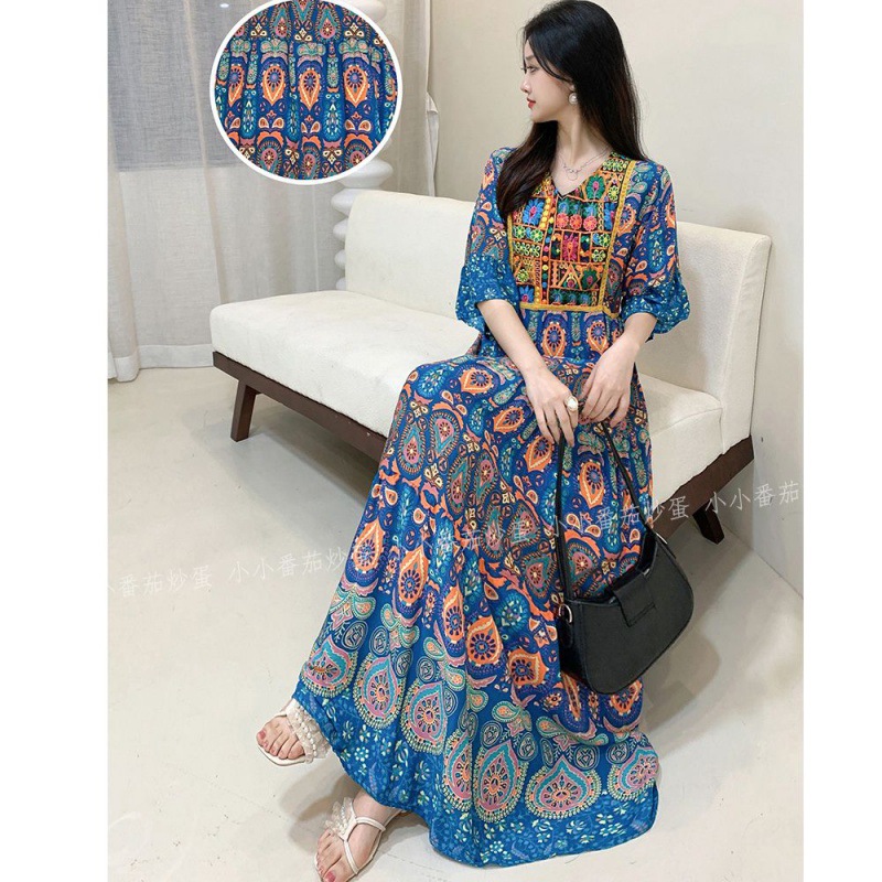 民族风复古尼泊尔旅游云南度假裙长裙棉绸碎花长款蕾丝刺绣连衣裙