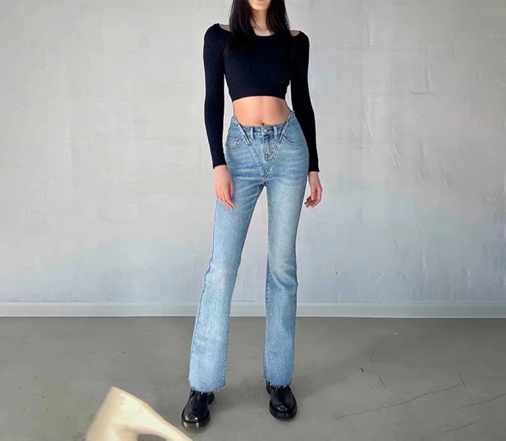 smfk welldone2022年春季新款流浪v字型高腰显瘦浅色牛仔微喇叭裤