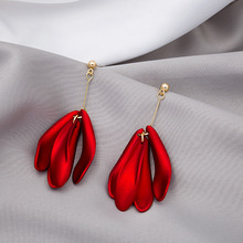 银针中国风红色花瓣长款流苏耳环法式高级感新娘婚礼耳钉耳饰