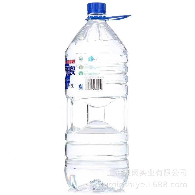 懂水就喝泉阳泉,来自长白山原始森林的天然矿泉水