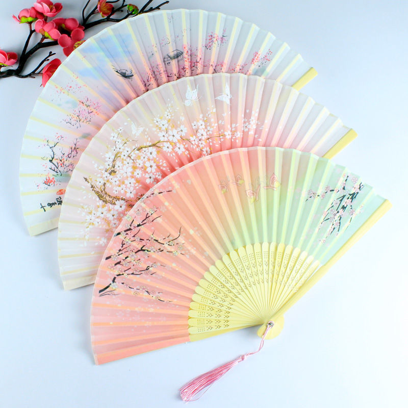 车折叠收纳凳沙滩椅折叠野餐桌折叠折叠行军床睡椅折叠扇子折扇古风中