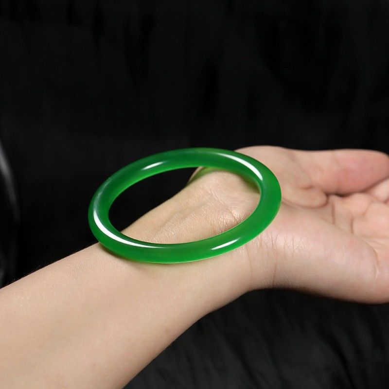 冰种翡翠圆条手镯满绿翡翠玉石手镯石英岩玉细圆条玉镯子