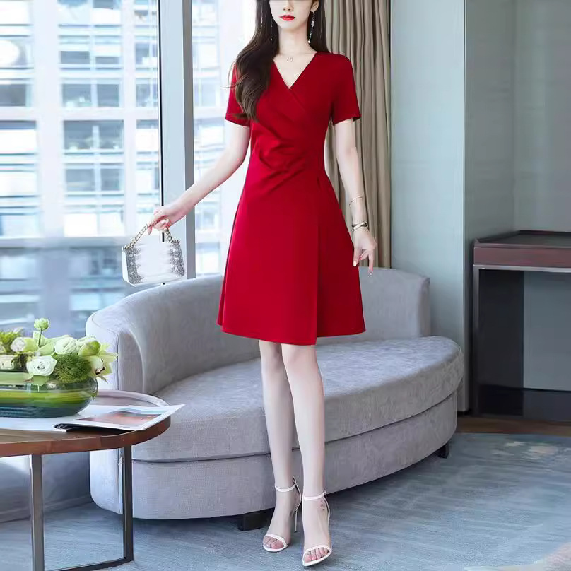 红色连衣裙女夏酒红时尚气质裙子赫本风小黑裙2024夏季新款-阿里巴巴