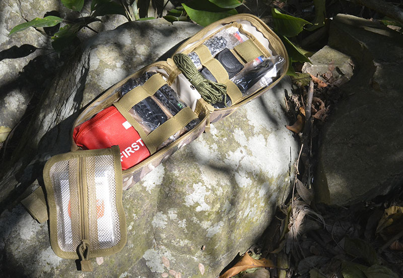 户外露营探险装备求生工具急救套装打火棒野外应急用品