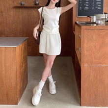 清纯小白花夏季设计感冰丝收腰小飞袖短袖百褶裙套装女2024新款