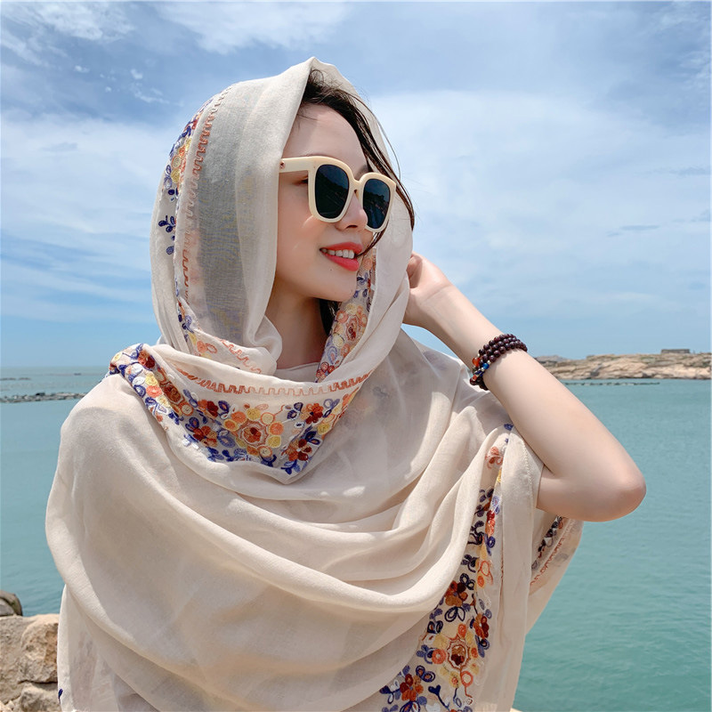 围巾夏季棉麻丝巾女沙漠旅游防晒披肩民族风茶卡湖海边度假纱巾