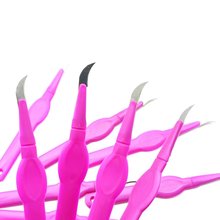 热销 DIY手缝缝纫粉色拆线刀 服装吊牌粉色带盖挑线器