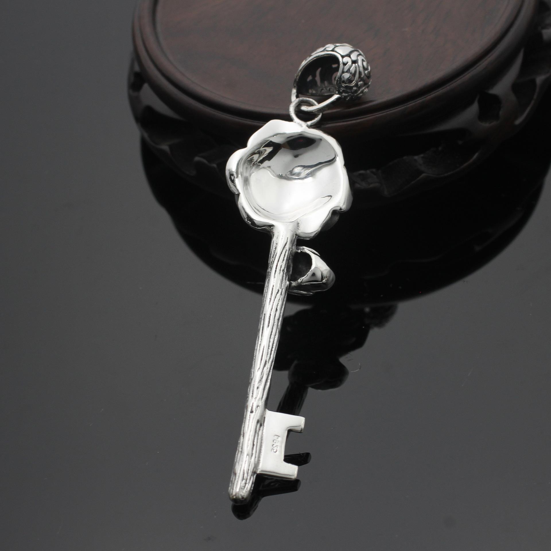 电影纯银道具s925银钥匙复古民族风爱情玫瑰花毛衣坠女款银锁匙