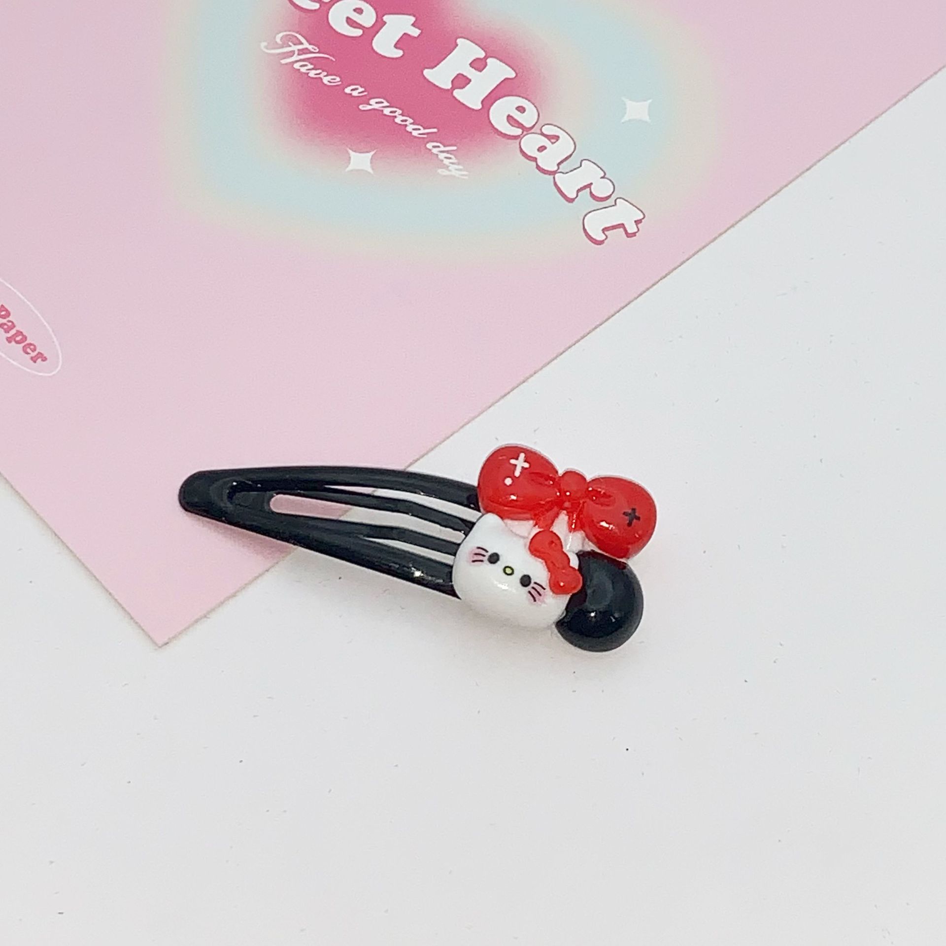 Cartoon Cute Black and Red Cat Heart Shredded Hairpin Ins Girl Bang Clip Broken Hair Dopamine Clip Side Clip