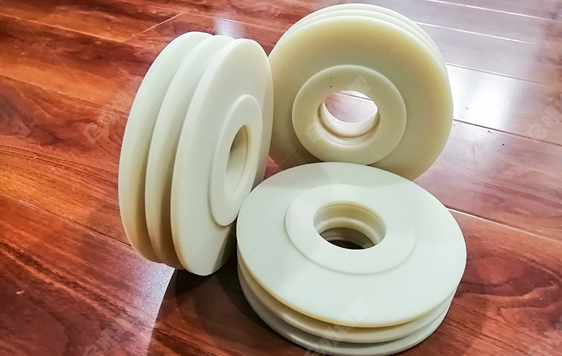 厂家定制mc耐磨轴套护套尼龙制品加工件含油黑色尼龙套尼龙导向套