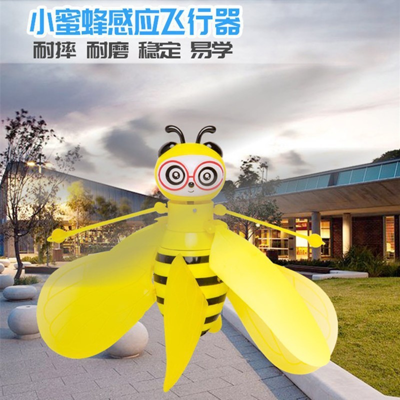Cross-Border Hot Induction Light-Emitting Bee Aircraft Children's Toy Gesture Induction Helicopter Stall Wholesale