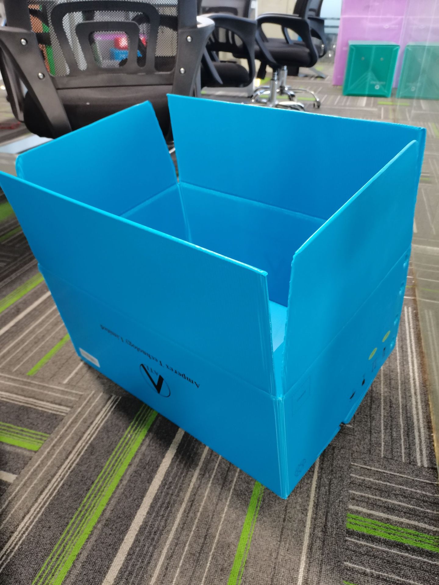 上海厂家pp中空板热压箱 翻盖款循环包装箱 绿色循环箱