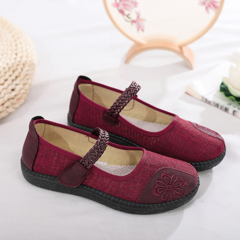 Old Women's Cloth Shoes Spring New Old Beijing Cloth Shoes Pumps Mother Shoes Non-Slip Soft Bottom Middle-Aged and Elderly Glove Shoes