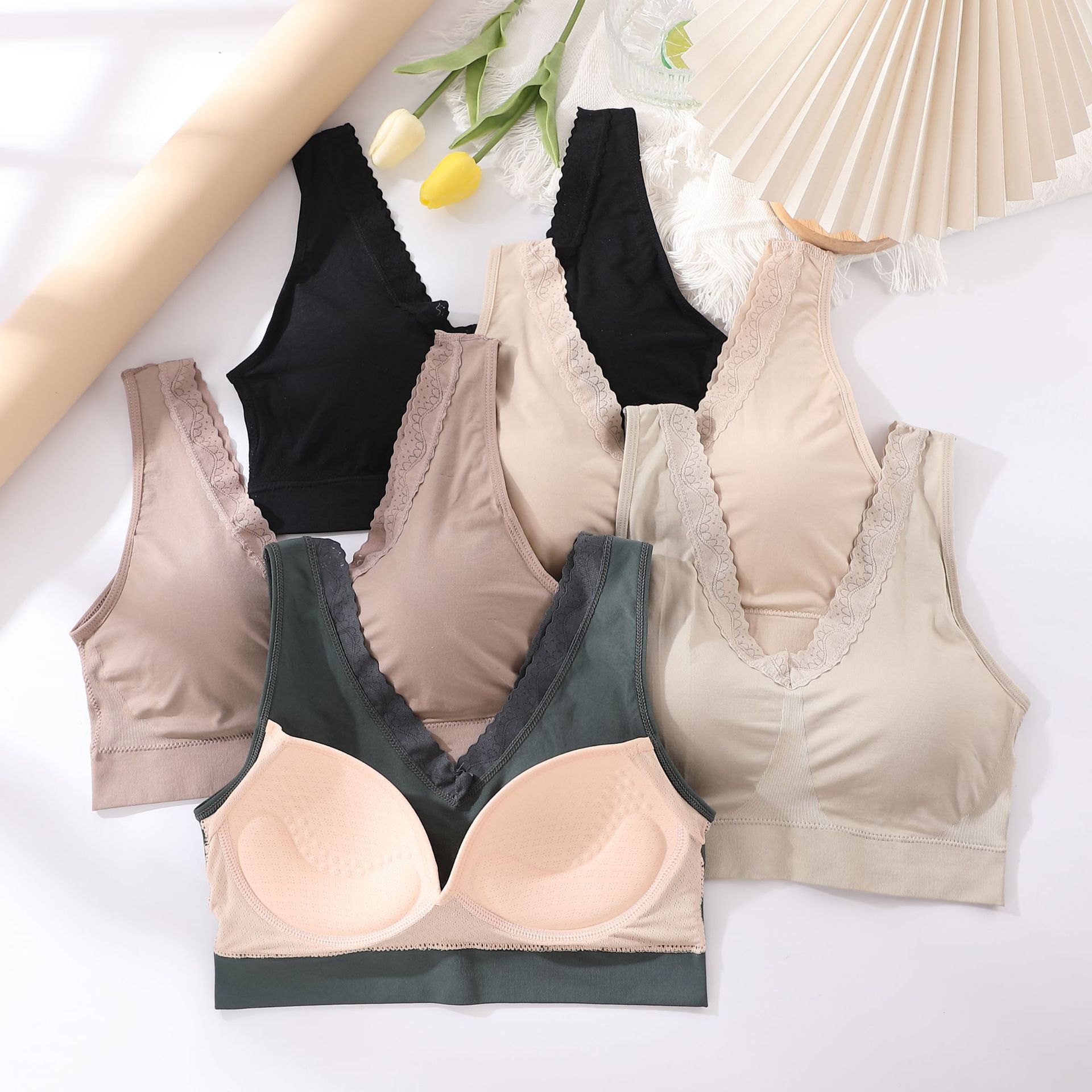 fixed cup beauty back and push up wireless anti-exposure base underwear tube top chest pad integrated latex wide shoulder vest