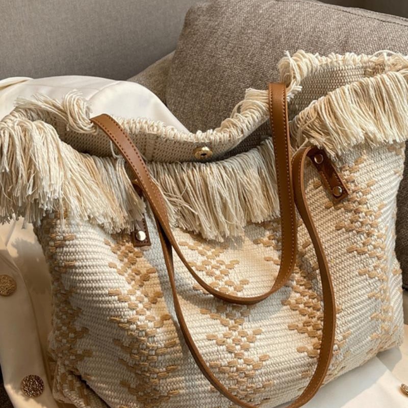 春夏季大容量包包女2024新款潮韩版流苏单肩包百搭通勤帆布托特包