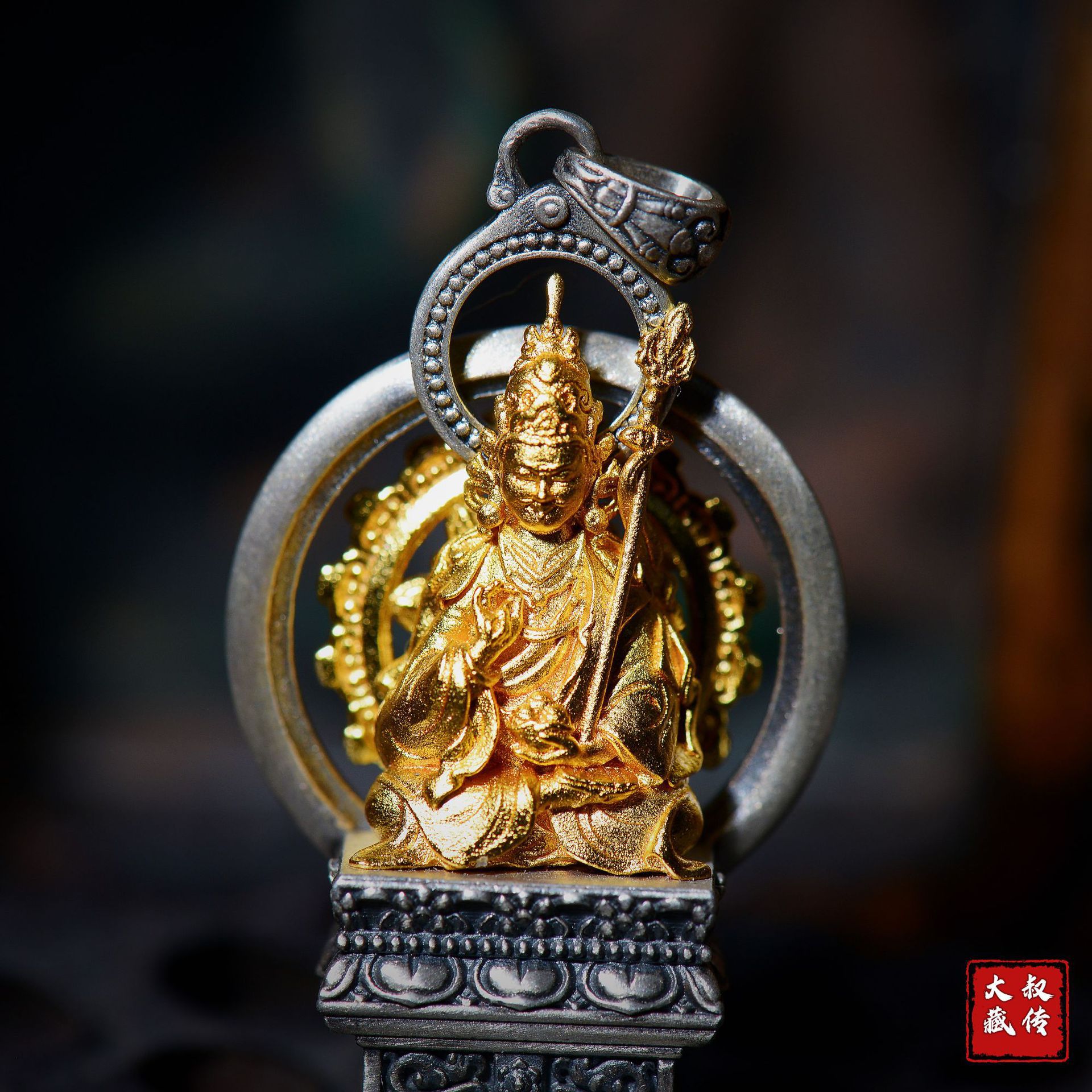 藏传莲花生大士吊坠外挂侧挂项链复古饰品配饰-阿里巴巴