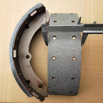 厂家生产汽车轻卡油刹气刹制动蹄片考斯特凯普特刹跃进刹车蹄总成