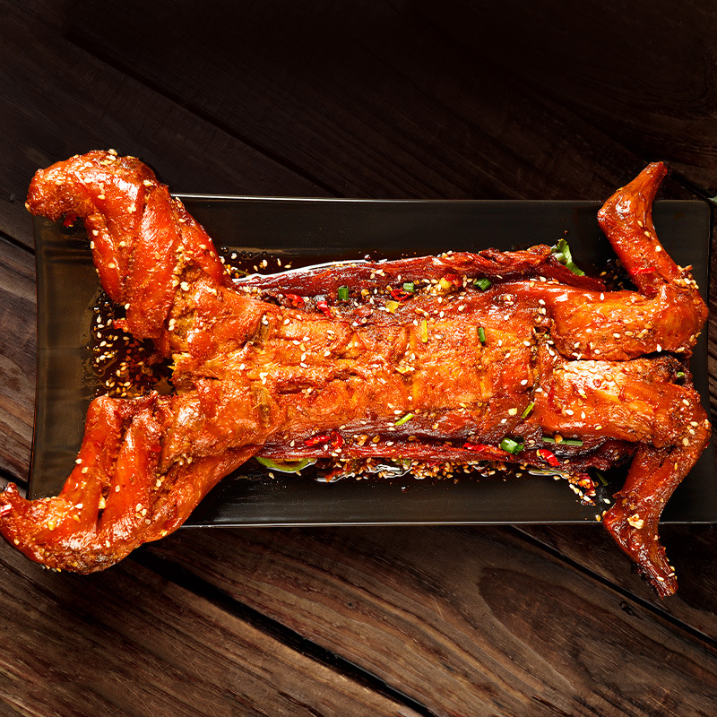 四川成都特产手撕兔整只兔子肉非烤兔麻辣兔头兔腿自贡兔肉冷吃兔