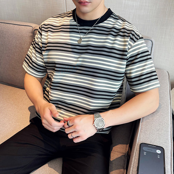夏装新品男士短袖t恤莫兰迪条纹撞色短袖t恤男休闲时尚圆领体恤潮
