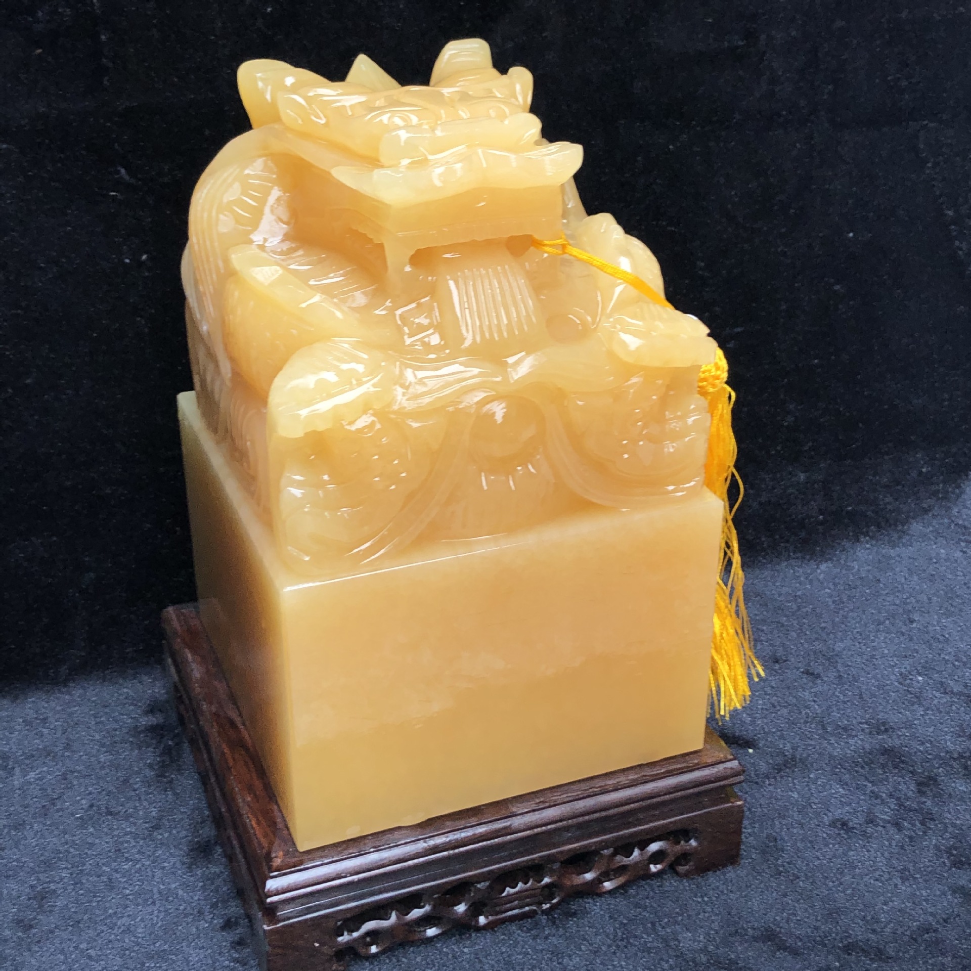 米黄玉印章摆件黄龙玉石龙头玉玺印章公司办公家庭礼品摆件批发