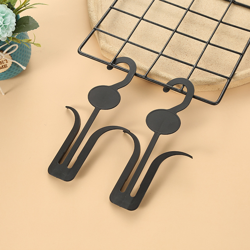 spot plastic hook manufacturers supply slipper hook supermarket cotton shoes sandals herringbone slippers hook shoe rack sample hook