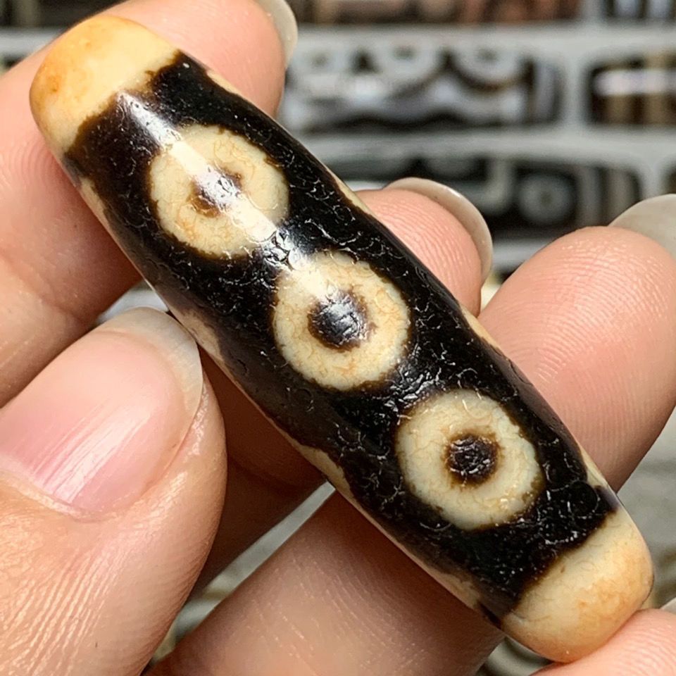 一物一图 天然玛瑙老料黑白至纯牙黄沁五眼天珠吊坠锁骨文玩饰品