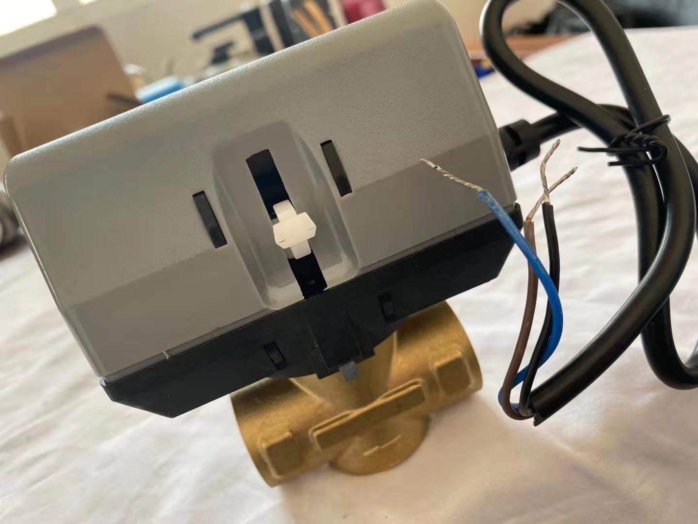 霍尼韦尔电动二通阀 中央空调电动阀