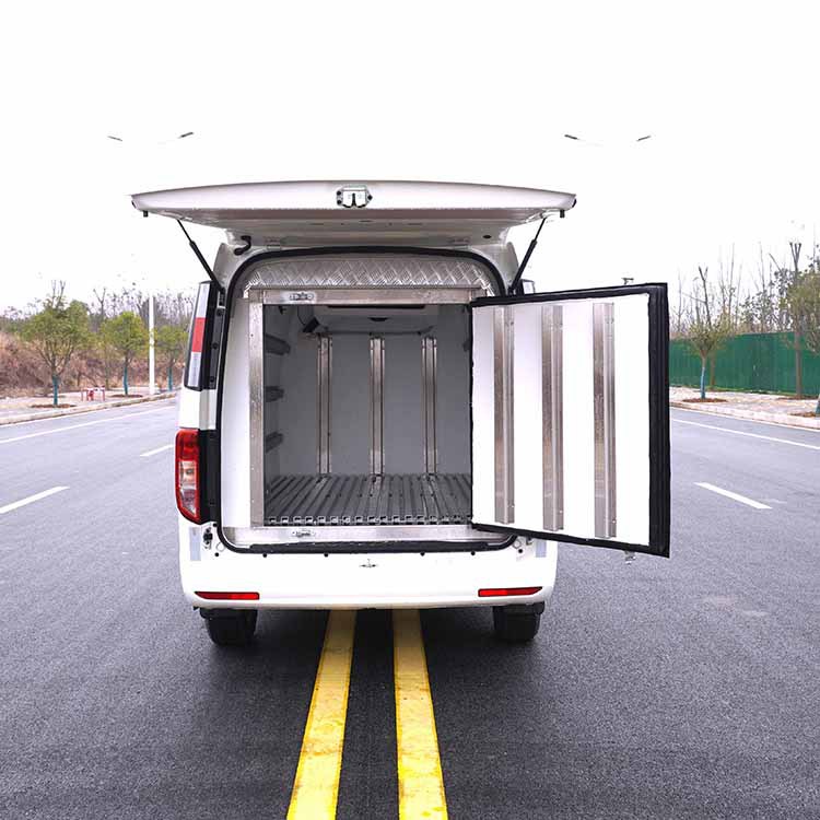 全密封厢式移动面包冷藏车长安睿行小型冷冻车疫苗医疗物资专用车