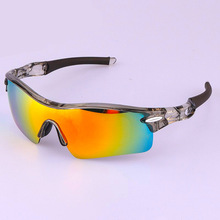户外骑行运动眼镜套装成人山地可换片炫彩防风沙偏光运动眼镜跨境