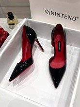 黑色高跟鞋女2022新款细跟气质性感床上漆皮红底尖头夜店侧空单鞋