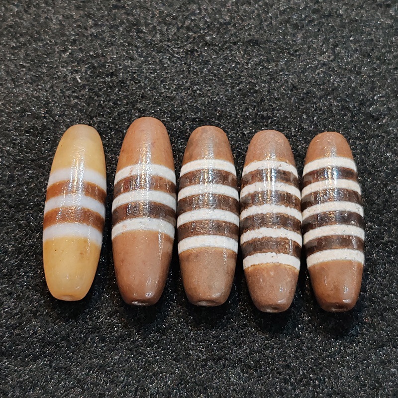 西藏图腾天然玛瑙马蹄纹风化三色线珠天珠民族项链吊坠diy配饰