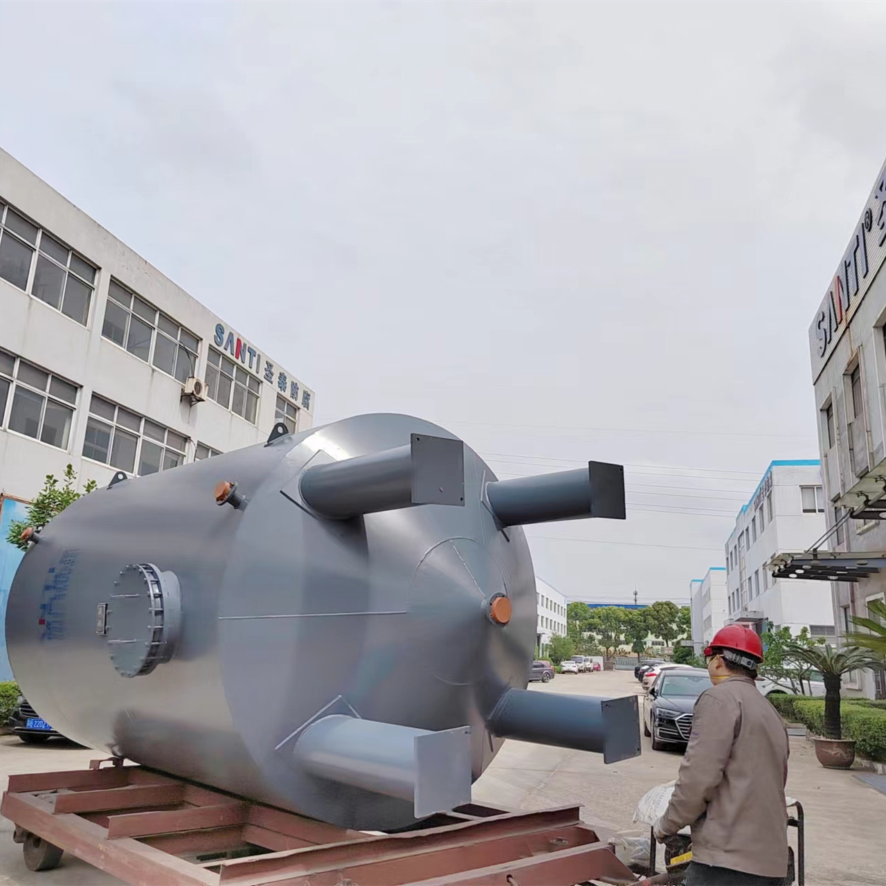 钢衬塑锥底储罐,支腿化工储罐,耐酸碱储罐,钢衬pe防腐罐专业定做