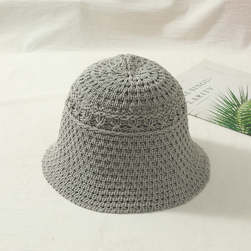 2023 New Straw Hat Women's Summer Beach Hat Sun Hat Hollow Flat Edge Knitted Straw Hat Seaside Photograph Ins