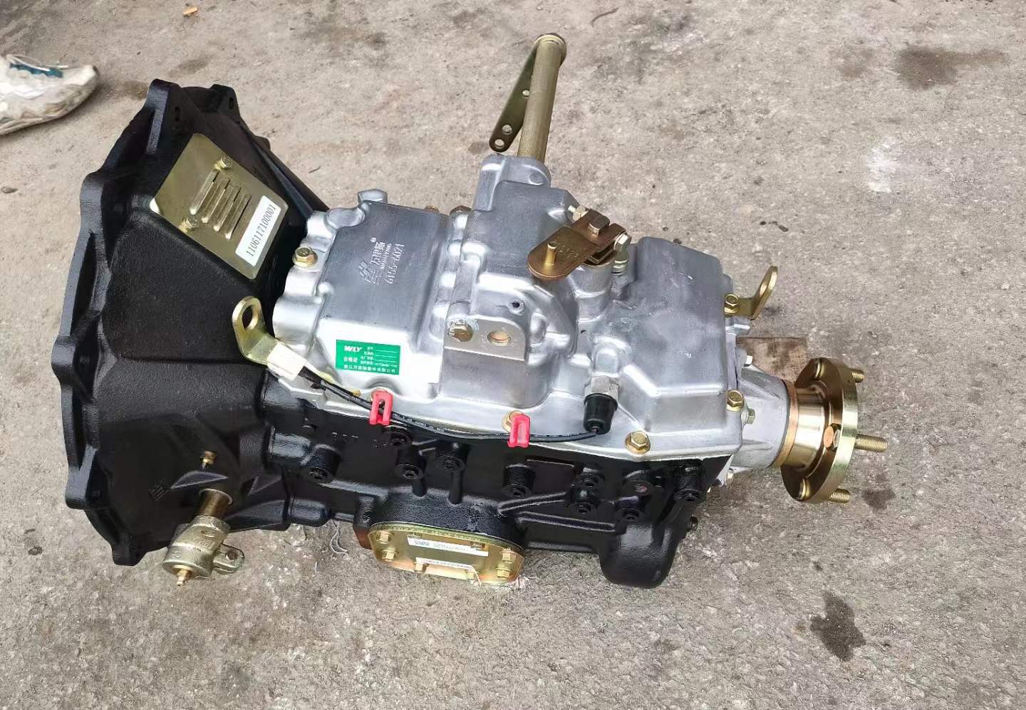 江淮东风福田重汽豪沃轻卡howo帅将福田奥铃东风6t100六速变速箱